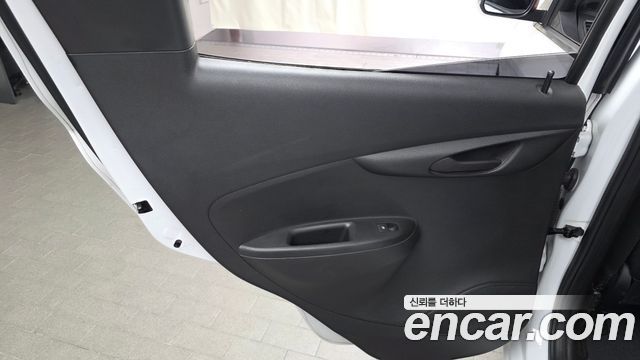 Chevrolet Korea Spark 2019 — photo 15