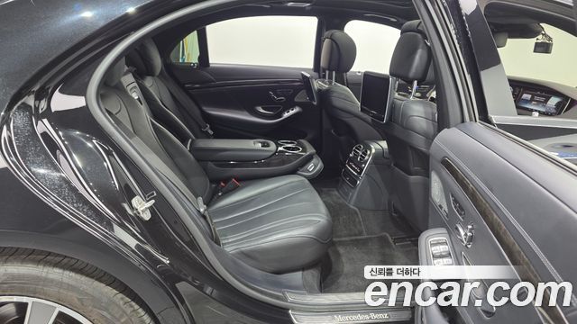 Mercedes-Benz S-Class 2016 — photo 12