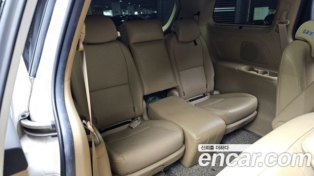 Kia Canival 2019 — photo 18