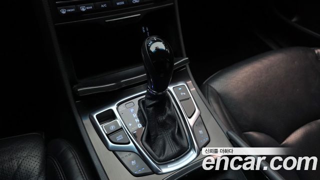 Hyundai Grandeur 2015 — photo 9