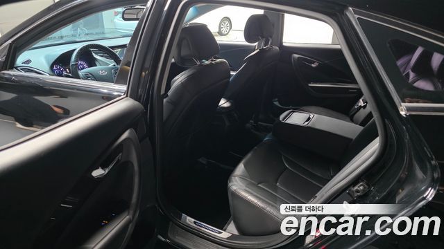 Hyundai Grandeur 2015 — photo 11