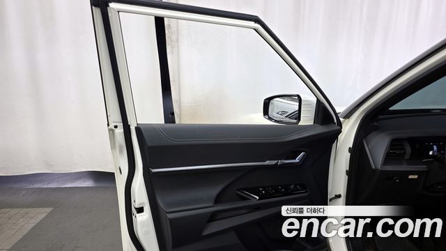 KG Mobility Torres 2023 — photo 14