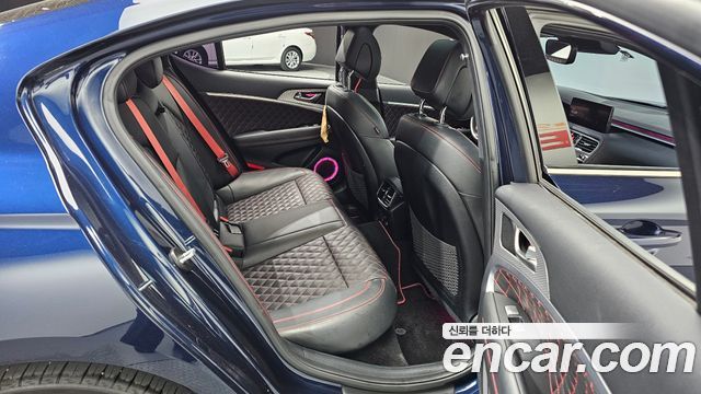 Genesis G70 2021 — photo 12
