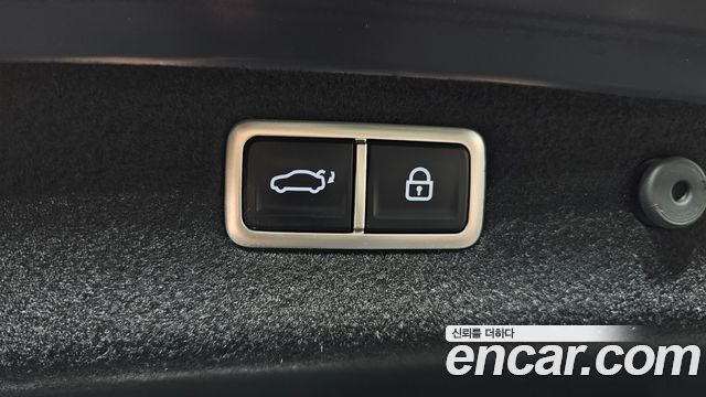 Genesis G70 2021 — photo 16
