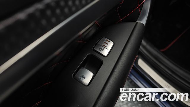 Genesis G70 2021 — photo 18