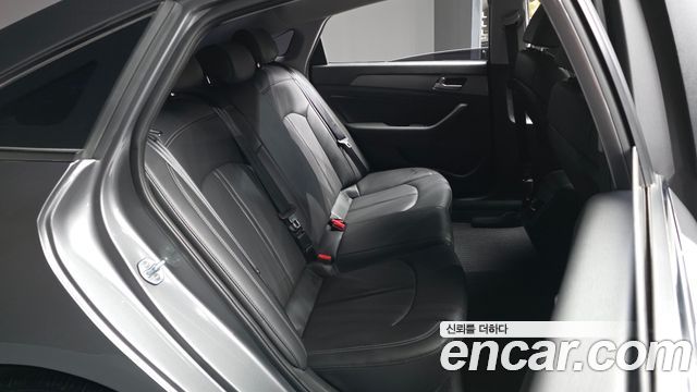 Hyundai Sonata 2018 — photo 18