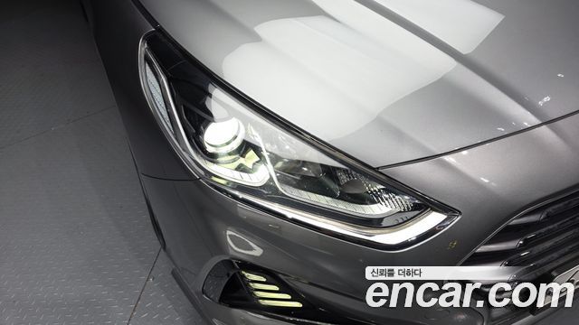Hyundai Sonata 2018 — photo 8