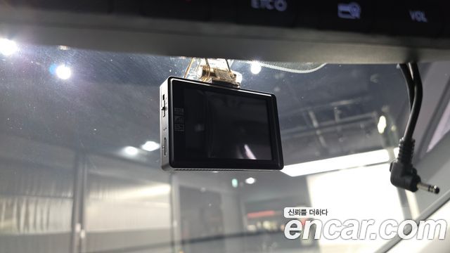 Hyundai Sonata 2018 — photo 28