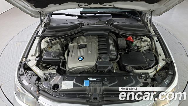 BMW 5-Series 2006 — photo 6