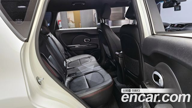 Kia Soul 2016 — photo 17
