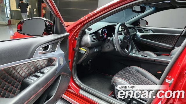 Genesis G70 2018 — photo 10
