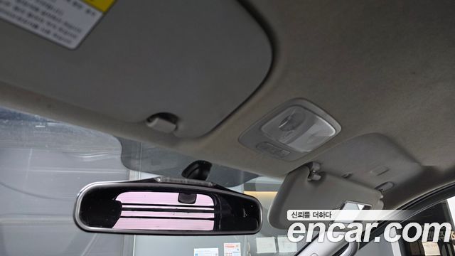 Hyundai Starex 2015 — photo 18