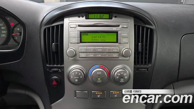 Hyundai Starex 2015 — photo 19