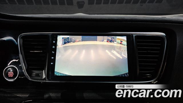 Kia Canival 2015 — photo 13