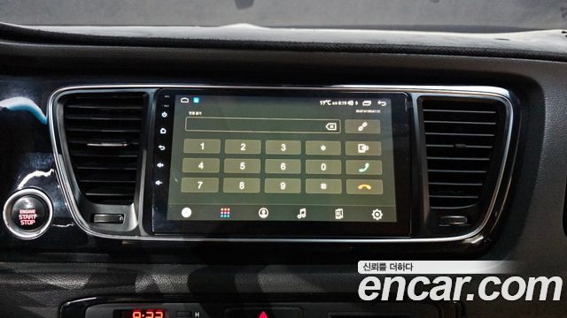 Kia Canival 2015 — photo 14