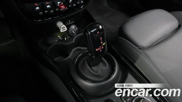 Mini Clubman 2023 — photo 12