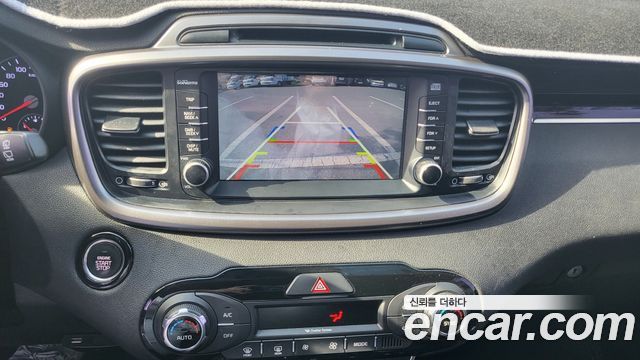 Kia Sorento 2015 — photo 16