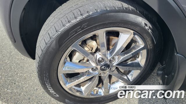 Kia Sorento 2015 — photo 18