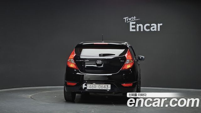 Hyundai Accent 2017 — photo 4