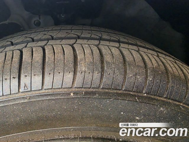 Hyundai AVANTE 2018 — photo 16
