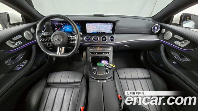 Mercedes-Benz E-Class 2022 — photo 10