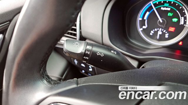 Hyundai Grandeur 2019 — photo 23