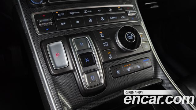 Hyundai Santafe 2021 — photo 12