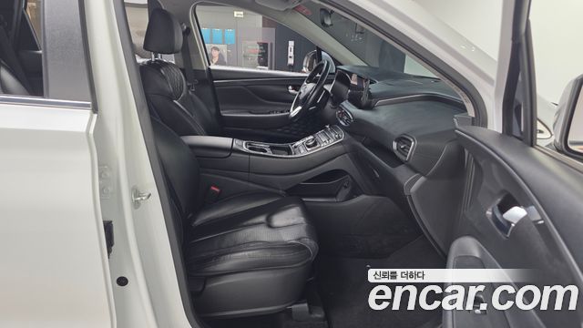 Hyundai Santafe 2021 — photo 17
