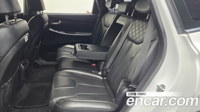 Hyundai Santafe 2021 — photo 18