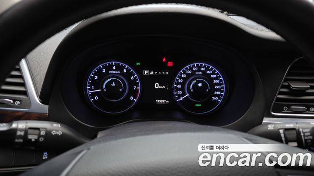 Hyundai Aslan 2015 — photo 11