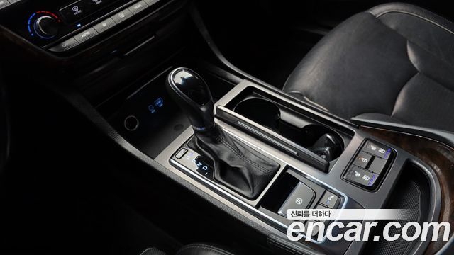 Hyundai Aslan 2015 — photo 12