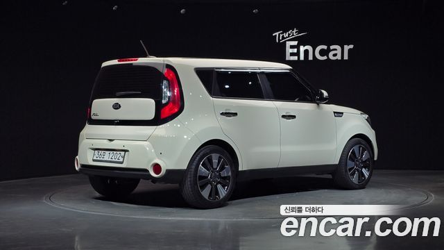 Kia Soul 2015 — photo 2