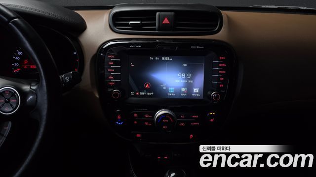 Kia Soul 2015 — photo 14
