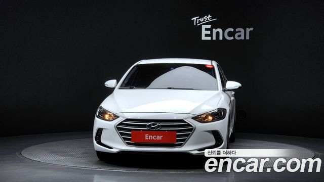 Hyundai AVANTE 2018 — photo 3