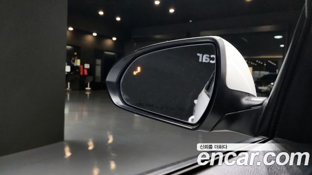 Hyundai AVANTE 2018 — photo 19