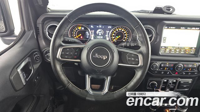 Jeep Wrangler 2018 — photo 13