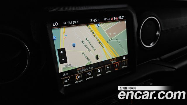 Jeep Wrangler 2018 — photo 14
