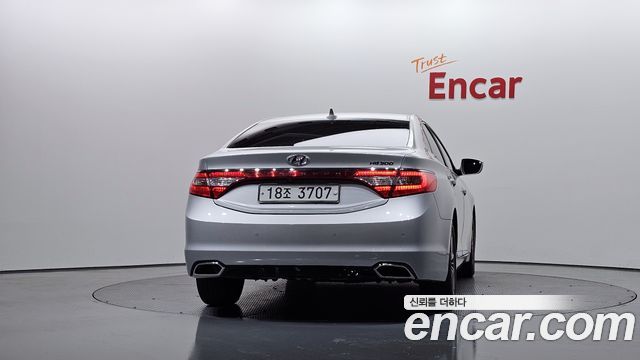 Hyundai Grandeur 2015 — photo 4