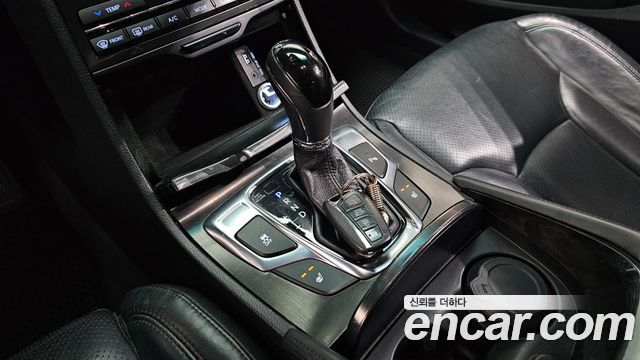 Hyundai Grandeur 2015 — photo 9