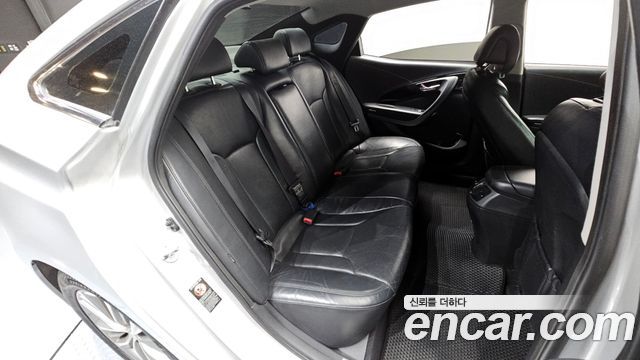 Hyundai Grandeur 2015 — photo 11
