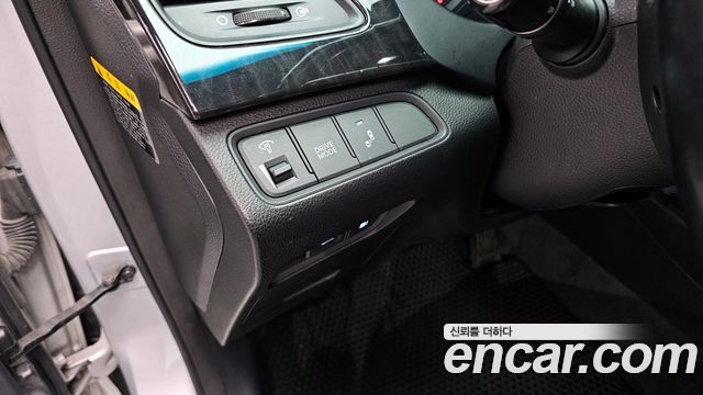 Hyundai Grandeur 2015 — photo 18