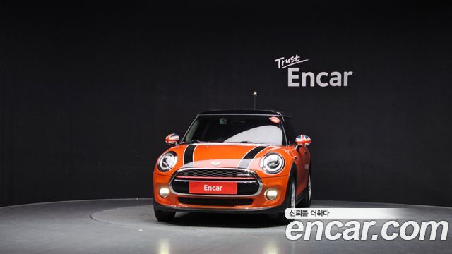 Mini Cooper 2019 — photo 3