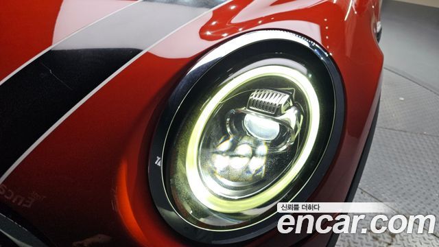 Mini Cooper 2019 — photo 8
