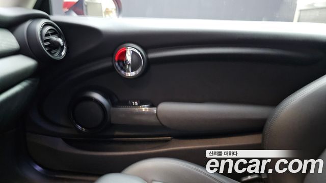 Mini Cooper 2019 — photo 15