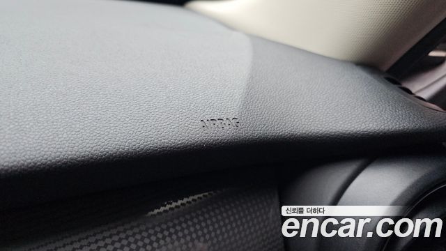 Mini Cooper 2019 — photo 31