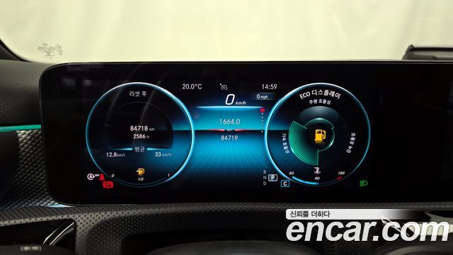 Mercedes-Benz A-Class 2021 — photo 11