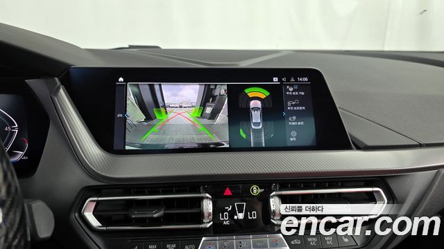 BMW 2-Series 2021 — photo 20