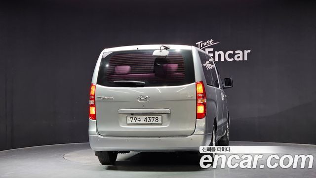 Hyundai Starex 2015 — photo 4
