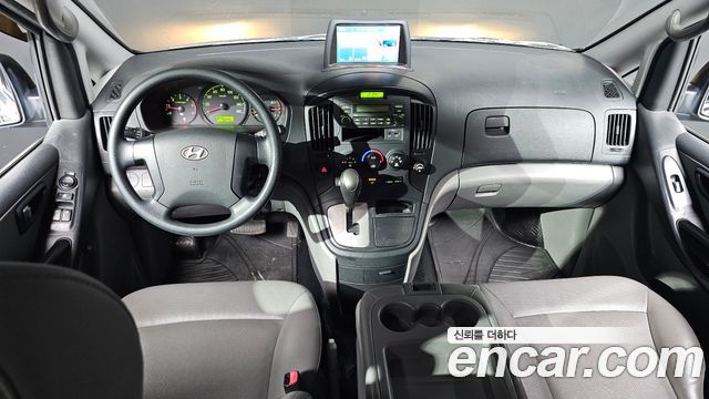 Hyundai Starex 2015 — photo 7