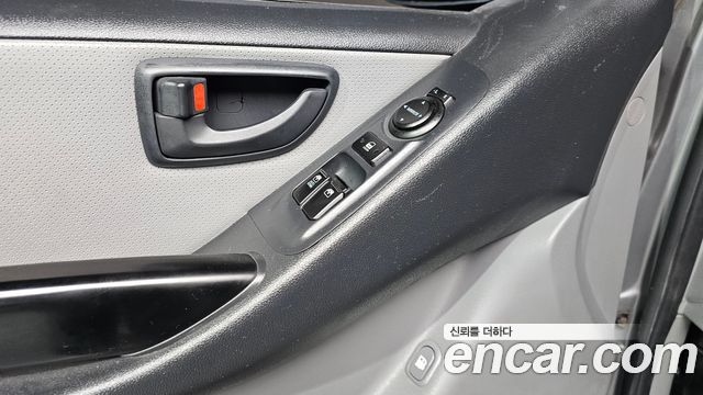 Hyundai Starex 2015 — photo 20